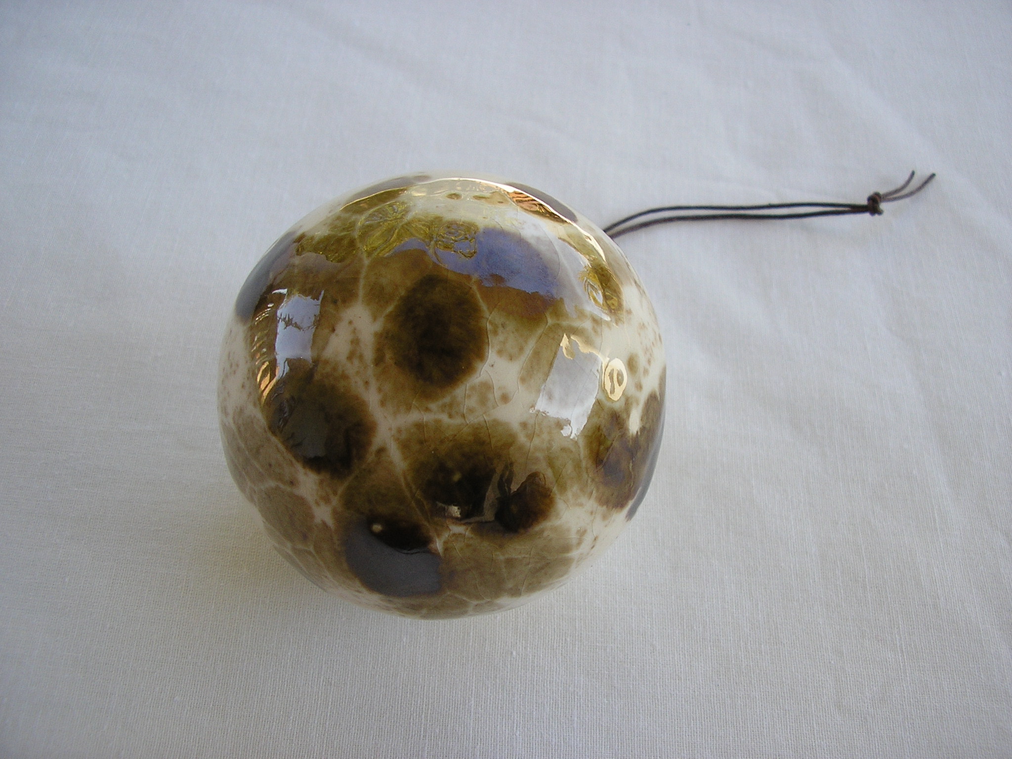 gömbfehér